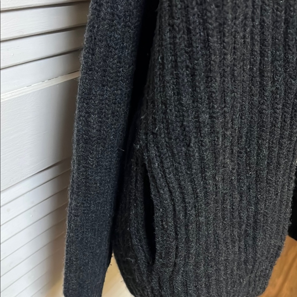 Vince. Cashmere and wool blend chunky charcoal gray cardigan with pockets XS - Picture 6 of 9